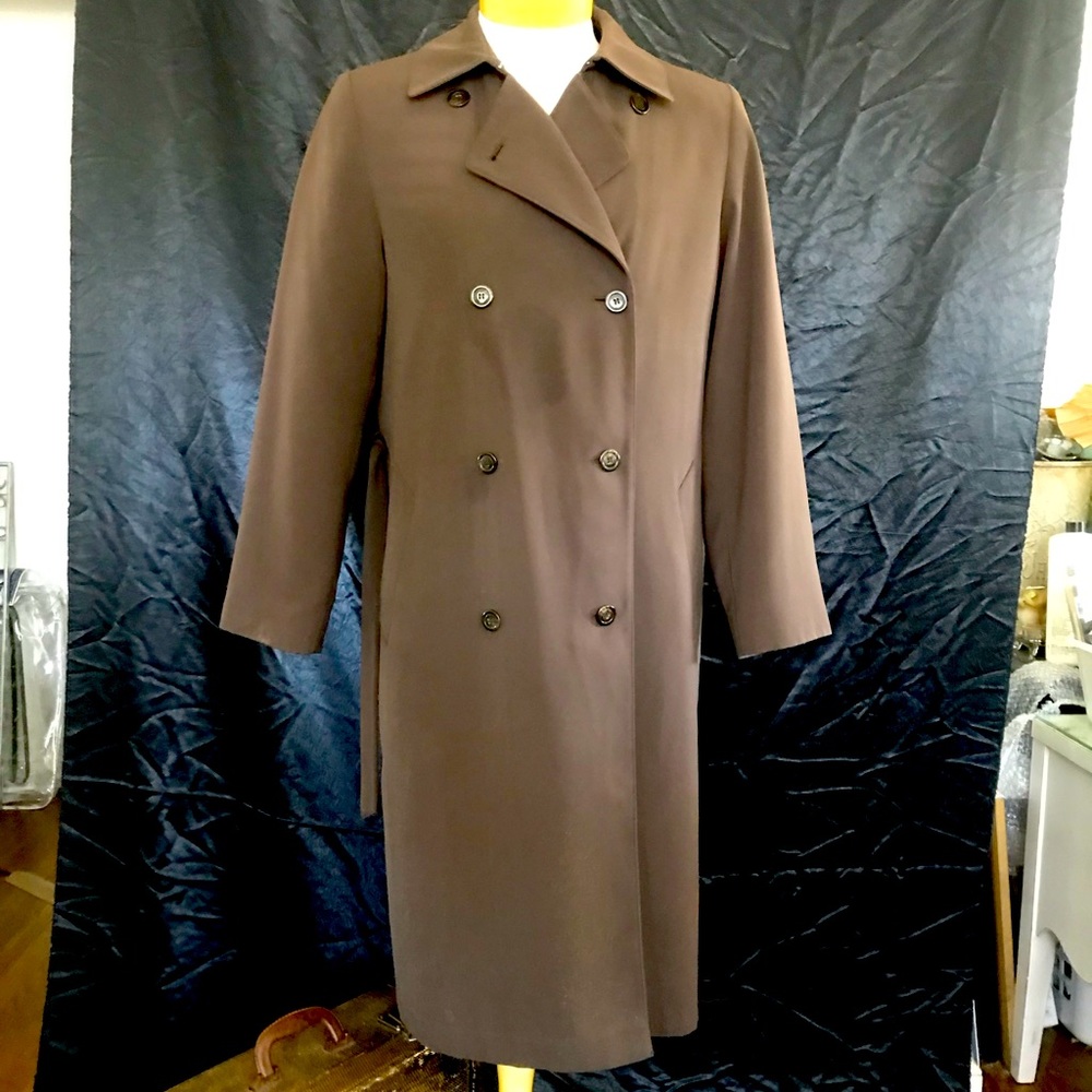 Men’s Med Gallery Brand Trench Coat